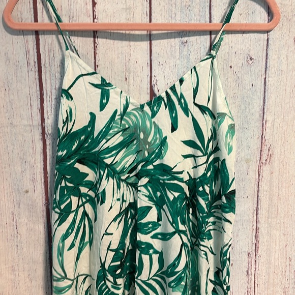 NWT Boho Me Green Leaf Print Women's Dress - Picture 5 of 12